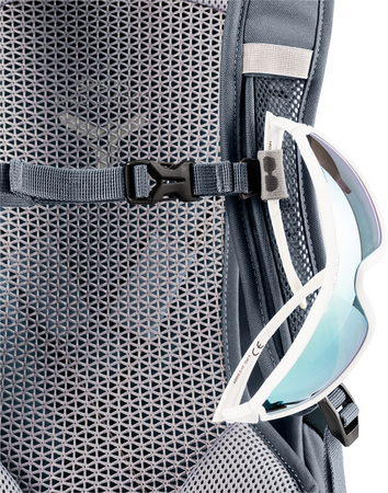 PLECAK DEUTER AC LITE 16 BLACK-GRAPHITE